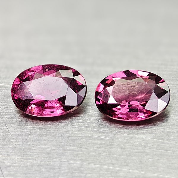 Natural Purplish Pink Rhodolite Garnet 1.76 Ct. 2 Pcs Oval Shape 7 x 5.1 Mm Gemstones From: Product ID: 802936426 Product Name: Natural Rhodolite Weight: 1.76 CT. Size: 7 x 5.1 x 3 MM. Shape: Oval Color: Purplish Pink Clarity:VSI Luster: Very Good Gems Origin: Madagascar Treatment: Unheated 