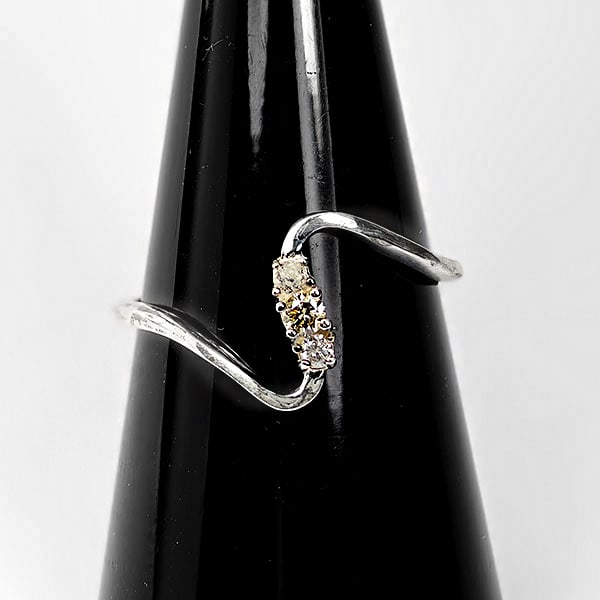 925 Sterling Silver Ring Jewelry 0.91 G. With Natural Diamond 0.10 Ct. Size 6.5 (1 of 3)