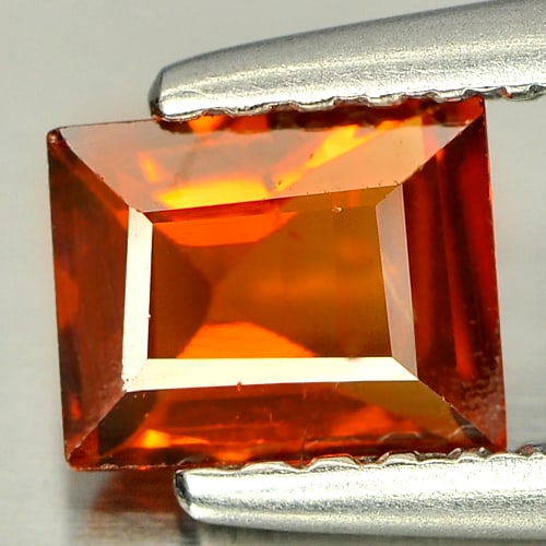 Natural Reddish Orange Spessartine Garnet 0.67 Ct. Square Shape 5.5 x 4.5 Mm. Gemstone Unheated: Product ID: 802924744 / Product Name: Natural Spessartine / Weight: 0.67 CT. / Size: 5.5 x 4.5 x 2.6 MM. / Shape: Square / Color: Reddish Orange / Clarity:VVS / Luster: Good / Gems Origin: Nigeria / T