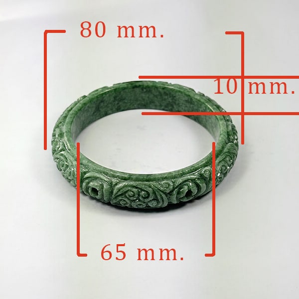 Natural Genuine Burmese Jade 350.00 Ct. Bangle Diameter Size 80 x 65 x 10 Mm. Gemstone from Burma: Product ID: 818102675 Product Name: Natural Gemstones Weight: 350.00 CT. Size: 80 x 65 x 10 MM. Shape: Round Carving Color: Green Clarity:Opaque Luster: Good Gems Origin: Burma Treatment: Unheated Cry