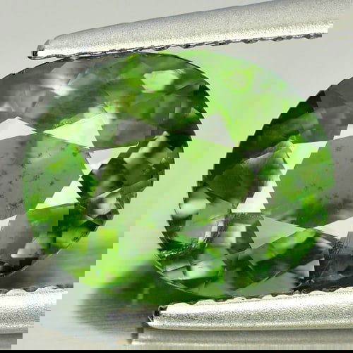 Natural Green Apatite 2.26 Ct. Oval Shape 9.4 x 7.6 Mm. Gemstone From Tanzania (1 of 3)