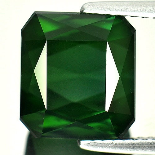 Green Tourmaline 8.46 Ct. Clean Octagon Shape 10.4 x 9.5 Mm. Natural Gemstone Unheated: Product ID: 807221009 / Product Name: Natural Tourmaline / Weight: 8.46 CT. / Size: 10.4 x 9.5 x 8.6 MM. / Shape: Octagon / Color: Green / Clarity:IF / Luster: Good / Gems Origin: Nigeria / Treatment: