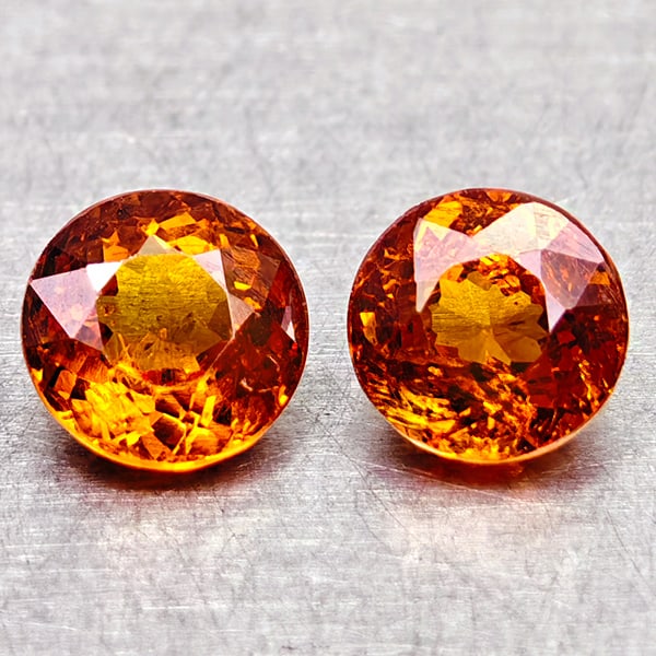 Natural Orange Red Spessartine Garnet 1.22 Ct. 2 Pcs Round Shape 4.8 Mm Gemstones From Tanzania: Product ID: 802936485 Product Name: Natural Spessartine Weight: 1.22 CT. Size: 4.8 x 4.8 x 2.7 MM. Shape: Round Color: Orangish Red Clarity:VSI Luster: Very Good Gems Origin: Tanzania Treatment: Unhea