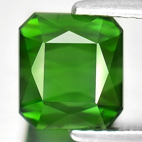 Natural Green Tourmaline 2.59 Ct. Octagon Shape 7.4 x 6.7 Mm. Gemstone From Nigeria (1 of 3)