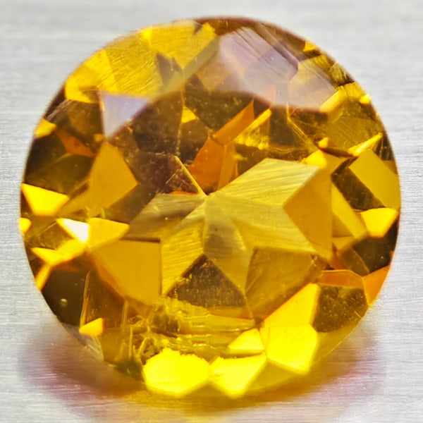 Natural Yellow Citrine 1.27 Ct. VVS Round Shape 7 Mm. Unheated Gemstone From Brazil: Product ID: 801813581 Product Name: Natural Citrine Weight: 1.27 CT. Size: 7 x 7 x 4.6 MM. Shape: Round Color: yellow Clarity:VVS Luster: Good Gems Origin: Barzil Treatment: Unheated Crystal Structure