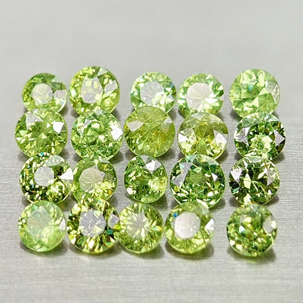 Natural Green Demantoid Garnet 2.88 Ct. 20 Pcs. Round Diamond Cut 3.3 Mm Gemstones From Madagascar: Product ID: 802936438 Product Name: Natural Demantoid Weight: 2.88 CT. Size: 3.3 x 3.3 x 2.3 MM. Shape: Round Diamond Cut Color: Green Clarity:VVS Luster: Good Gems Origin: Madagascar Treatment: Unhea