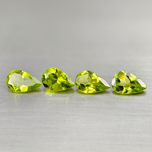 Natural Green Peridot 3.16 Ct. 4 Pcs. Pear Shape 7.6 x 5.2 Mm Gemstones From Pakistan (1 of 3)