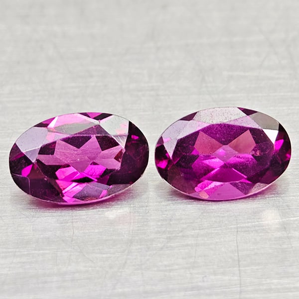 Natural Purplish Pink Rhodolite Garnet 1.01 Ct. 2 Pcs Oval Shape 5.9 x 4 Mm Gemstones From: Product ID: 802936456 Product Name: Natural Rhodolite Weight: 1.01 CT. Size: 5.9 x 4 x 2.5 MM. Shape: Oval Color: Purplish Pink Clarity:VSI Luster: Good Gems Origin: Madagascar Treatment: Unheated Cry