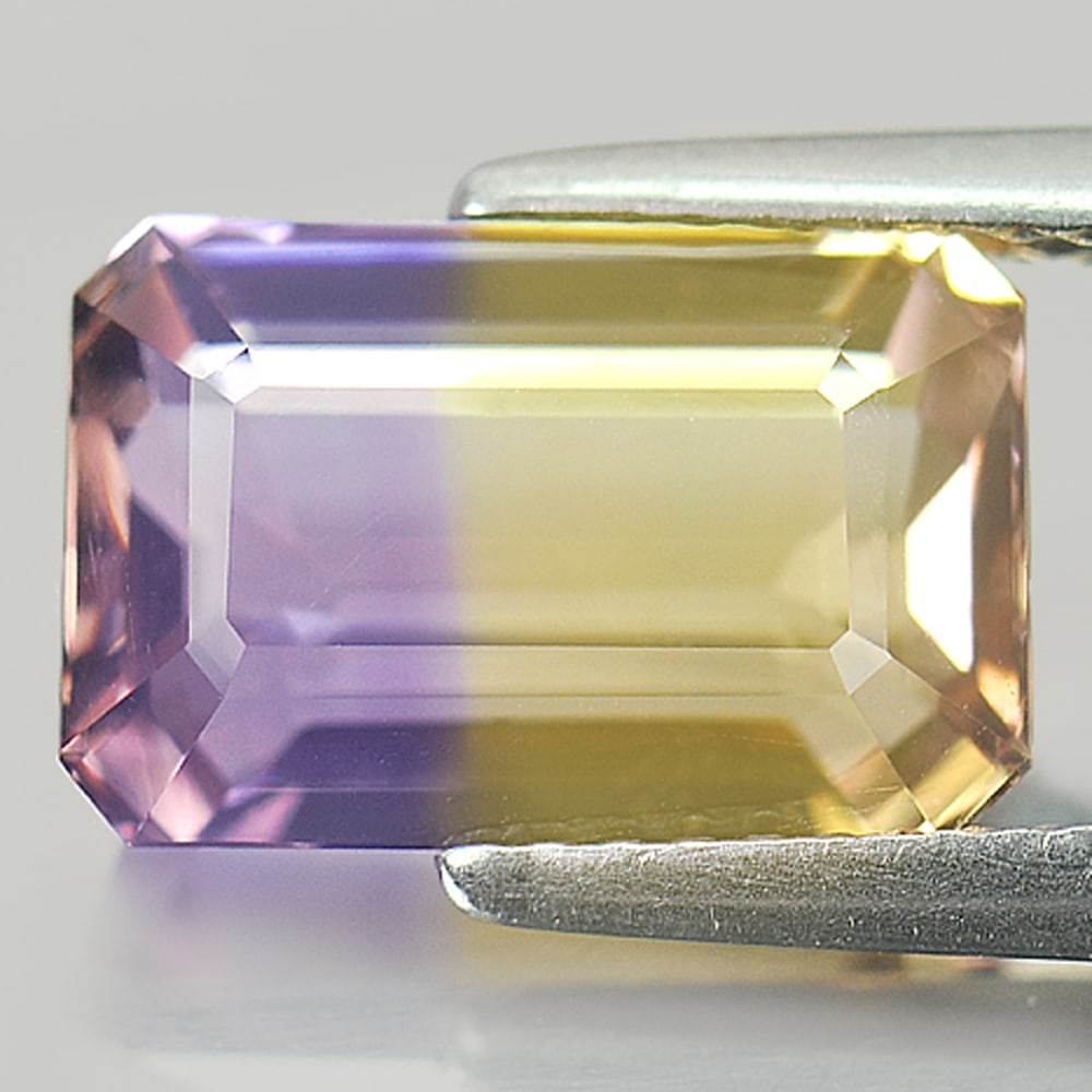 Natural Bi Color Ametrine 4.06 Ct VVS Octagon Shape 11.6 x 7.6 Mm. Gemstone From Bolivia (1 of 3)