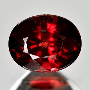 Natural Purple Red Rhodolite Garnet 1.18 Ct. Oval Shape 6.1 x 5.3 Mm Gemstone from Madagascar: Product ID: 802926710 Product Name: Natural Rhodolite Weight: 1.18 CT. Size: 6.1 x 5.3 x 4 MM. Shape: Oval Color: Purple Red Clarity:VSI Luster: Good Gems Origin: Madagascar Treatment: Unheated Crysta