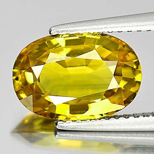 Natural Greenish Yellow Sapphire 3.86 Ct. Clean Oval Shape 11.5 x 8 Mm. Gemstone From Thailand (1 of 3)