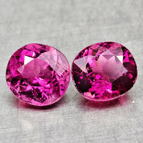 Natural Pink Tourmaline 1.53 Ct. 2 Pcs Oval Shape 5.6 x 5.4 Mm Gemstones From Nigeria: Product ID: 807250660 Product Name: Natural Tourmaline Weight: 1.53 CT. Size: 5.6 x 5.4 x 3.8 MM. Shape: Oval Color: Party Color Pink Clarity:VSI Luster: Good Gems Origin: Nigeria Treatment: Unheated 