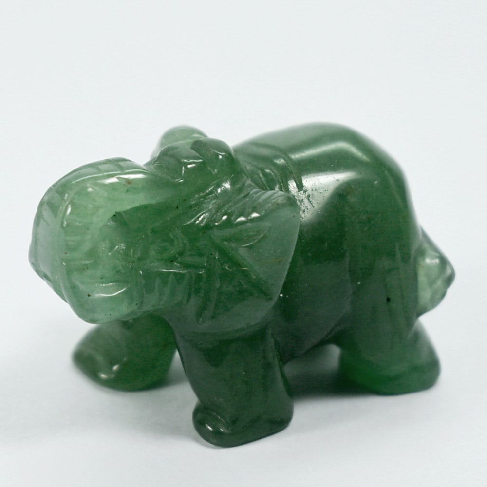 Natural Green Jade 120.26 Ct. Elephant Carving Size 22 x 36 x 26 Mm. (1 of 3)