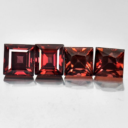Natural Imperial Pink Zircon 3.97 Ct. 4 Pcs. Square Shape 4.5 Mm. Gemstone From Tanzania: Product ID: 807719978 Product Name: Natural Zircon Weight: 3.97 CT. Size: 4.5 x 4.5 x 3.4 MM. Shape: Square Color: Imperial Pink Clarity:VSI Luster: Good Gems Origin: Tanzania Treatment: Unheated Crys