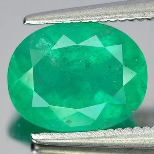 Natural Green Emerald 1.85 Ct. Oval Shape 9.2 x 7.3 Mm. Gemstone From Columbia (1 of 3)