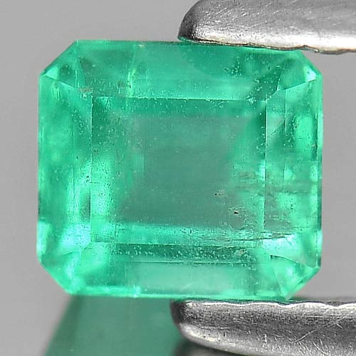 Natural Green Emerald 0.60 Ct. Octagon Shape 5 x 4.5 Mm Gemstone From Columbia (1 of 3)