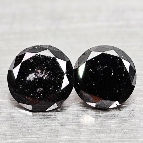 Natural Black Loose Diamond 0.46 Ct. 2 Pcs Round Diamond Cut 3.8 Mm: Product ID: 502100215 Product Name: Natural Natural Diamond Weight: 0.46 CT. Size: 3.8 x 3.8 x 2.5 MM. Shape: Round Diamond Cut Color: black Clarity:Opaque Luster: Good Gems Origin: Belgium Treatment: