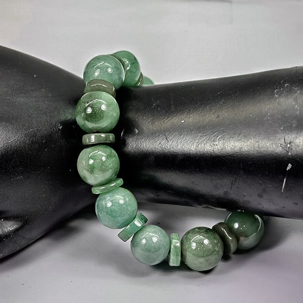 Natural Multi-Color Green Jade 321.83 Ct. Round Bangle 3.3 Mm 8 Inch Gemstone: Product ID: 819815916 Product Name: Natural Jade Weight: 321.83 CT. Size: 8 Inch MM. Shape: Round Color: Multi-Color Clarity:Opaque Luster: Good Gems Origin: Thailand Treatment: Unheated Crystal Struc