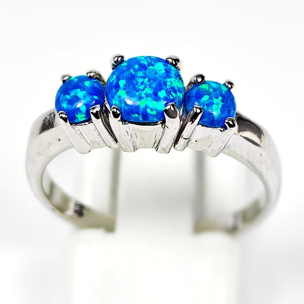 925 Sterling Silver Ring Jewelry 3.62 Grams With Created Multi Color Blue Opal Size 8: Product ID: 200108215 Product Type: 925 Sterling Silver Fine Jewelry Jewelry Weight: 3.62 Grams. Gemstones Color: Multi-Color Metal: Solid Silver 92.5%. Gemstone Detail: At Your Service: At Treasure o