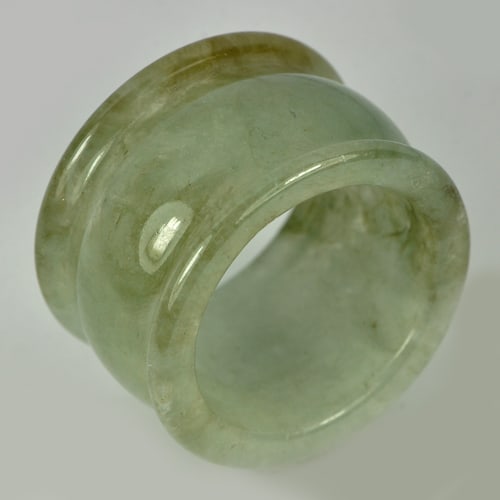 Natural Green Jade Ring Size 9.5 Unheated Gemstone Weight 51.66 Ct.: Product ID: 819808734 Product Name: Natural Jade Weight: 51.66 CT. Size: 25 x 16 MM. Shape: See As On Picture Color: Green Clarity:Opaque Luster: Good Gems Origin: Thailand Treatment: Unheated Crystal