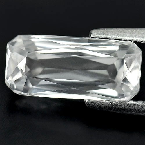 Natural White Zircon 4.39 Ct. Clean Octagon Shape 12.7 x 5.8 Mm. Gemstone From Cambodia: Product ID: 807730630 Product Name: Natural Zircon Weight: 4.39 CT. Size: 12.7 x 5.8 x 4.4 MM. Shape: Octagon Color: White Clarity:IF Luster: Good Gems Origin: Cambodia Treatment: Heated Crystal Struc