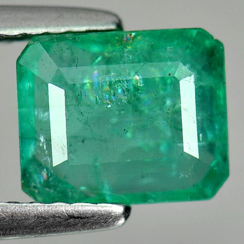 Certified Natural Green Emerald 1.81 Ct. Octagon Shape 7.68 x 6.40 Mm Gemstone From Columbia: Product ID: 802403789 Product Name: Natural Emerald Weight: 1.81 CT. Size: 7.68 x 6.40 x 4.10 MM. Shape: Octagon Color: Green Clarity:SI1 Luster: Good Gems Origin: Columbia Treatment: Unheated Crystal