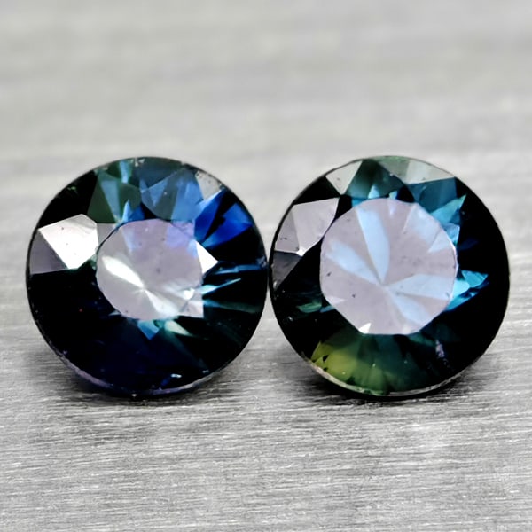 Natural Fancy Color Sapphire 0.42 Ct. 2 Pcs Round Diamand Cut 3.5 Mm Gemstones From Tanzania: Product ID: 806162254 Product Name: Natural Green Sapphire Weight: 0.42 CT. Size: 3.5 x 3.5 x 2.4 MM. Shape: Round Diamond Cut Color: Fancy Color Clarity:VSI Luster: Very Good Gems Origin: Tanzania Tr