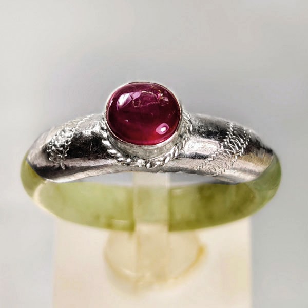 Natural Jade Ring 16.60 Ct. Diameter 17 Mm. With Silver and Natural Ruby Size 7 (1 of 3)
