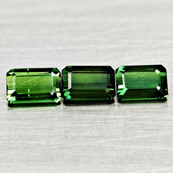Natural Green Tourmaline 1.92 Ct 3 Pcs Octgon Shape Gemstones From Nigeria: Product ID: 807250866 Product Name: Natural Tourmaline Weight: 1.92 CT. Size: 6.2 x 4.1 x 2.9 to 5.9 x 4.2 x 2.6 MM. Shape: Octagon Color: Green Clarity:VSI Luster: Good Gems Origin: Nigeria Treatment