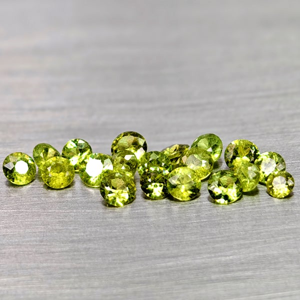 Natural Yellowish Green Demantoid Garnet 0.87 Ct. 20 Pcs Round Diamond Cut Gemstones From Madagascar: Product ID: 802936581 Product Name: Natural Demantoid Weight: 0.87 CT. Size: 2.4 x 2.4 x 1.2 to 1.8 x 1.8 x 1 MM. Shape: Round Diamond Cut Color: Yellowish Green Clarity:VSI Luster: Good Gems Origin: 