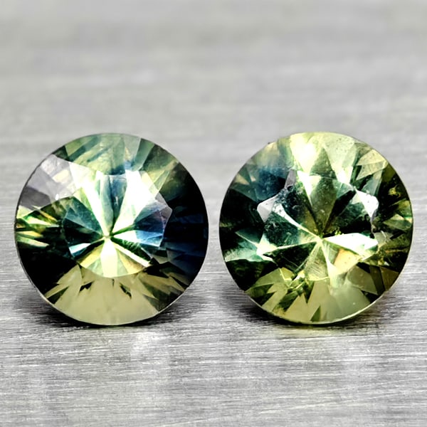 Natural Fancy Color Sapphire 0.44 Ct. 2 Pcs Round Diamand Cut 3.6 Mm Gemstones From Tanzania: Product ID: 806162228 Product Name: Natural Green Sapphire Weight: 0.44 CT. Size: 3.6 x 3.6 x 2.6 MM. Shape: Round Diamond Cut Color: Fancy Color Clarity:VSI Luster: Very Good Gems Origin: Tanzania Tr