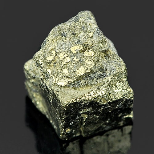 Natural Mineral 25.66 Ct. Metallic Luster And Pale Brass - Yellow Gold Pyrite Gemstone From Peru: Product ID: 804400008 Product Name: Natural Rough Weight: 25.66 CT. Size: 13.3 x 11.8 x 11.5 MM. Shape: Free Form Color: Brass - Yellow Gold Clarity:Opaque Luster: Metallic Gems Origin: Peru Treatment