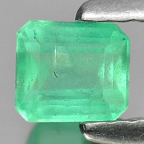 Natural Green Emerald 0.36 Ct. Octagon Shape 4.3 x 3.9 Mm. Gemstone From Columbia: Product ID: 802403422 Product Name: Natural Emerald Weight: 0.36 CT. Size: 4.3 x 3.9 x 2.9 MM. Shape: Octagon Color: Green Clarity:SI Luster: Good Gems Origin: Columbia Treatment: Unheated Crystal Str