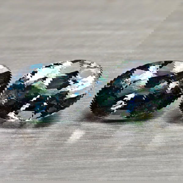 Natural Multi Color Songea Sapphire 1.35 Ct. 2 Pcs Oval Shape 6 x 4 Mm Gemstones From Tanzania (1 of 3)