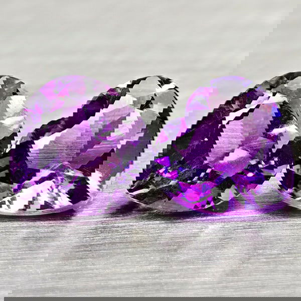 Natural Purple Amethyst 1.33 Ct. 2 Pcs Heart Shape 6 Mm Gemstones From Brazil (1 of 3)