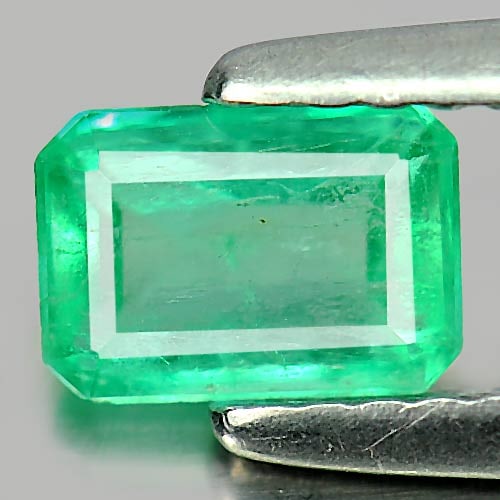 Natural Green Emerald 0.61 Ct. Octagon Shape 6.5 x 4.7 Mm. Gemstone Unheated From Columbia (1 of 3)