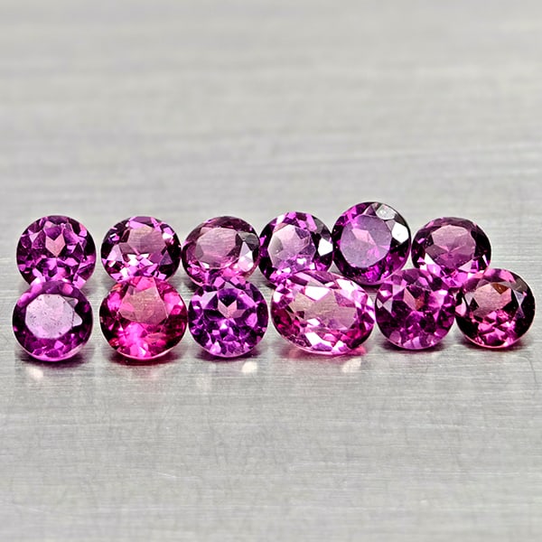 Natural Purplish Pink Rhodolite Garnet 1.92 Ct. 12 Pcs Round Shape 3.2 Mm Gemstones From Madagascar: Product ID: 802936560 Product Name: Natural Rhodolite Weight: 1.92 CT. Size: 3.2 x 3.2 x 2.2 MM. Shape: Round Shape Color: Purplish Pink Clarity:VSI - SI1 Luster: Good Gems Origin: Madagascar Treatmen