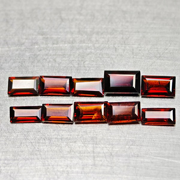 Natural Orangish Red Garnet 3.27 Ct. 10 Pcs Baguette Shape 5.6 x 3.6 Mm Gemstones From Tanzania: Product ID: 802936466 Product Name: Natural Red Garnet Weight: 3.27 CT. Size: 5.6 x 3.6 x 2.7 MM. Shape: Baguette Color: Orangish Red Clarity:VSI Luster: Very Good Gems Origin: Tanzania Treatment: Unh
