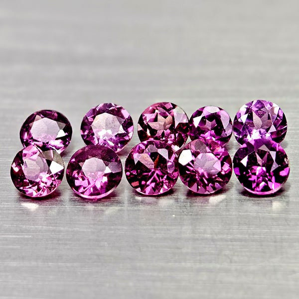Natural Purplish Pink Rhodolite Garnet 2.23 Ct. 10 Pcs Round Shape 3.7 Mm Gemstones From Madagascar: Product ID: 802936555 Product Name: Natural Rhodolite Weight: 2.23 CT. Size: 3.7 x 3.7 x 2.2 MM. Shape: Round Shape Color: Purplish Pink Clarity:VSI - SI1 Luster: Good Gems Origin: Madagascar Treatmen