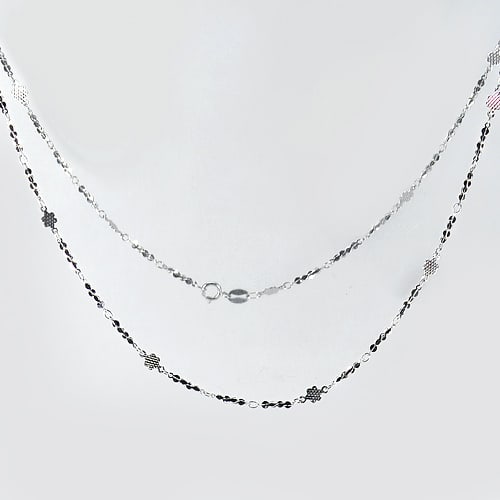 925 Sterling Silver Necklace Twisted Serpentine Chains Length 18 Inch. 2.31 Grams (1 of 3)