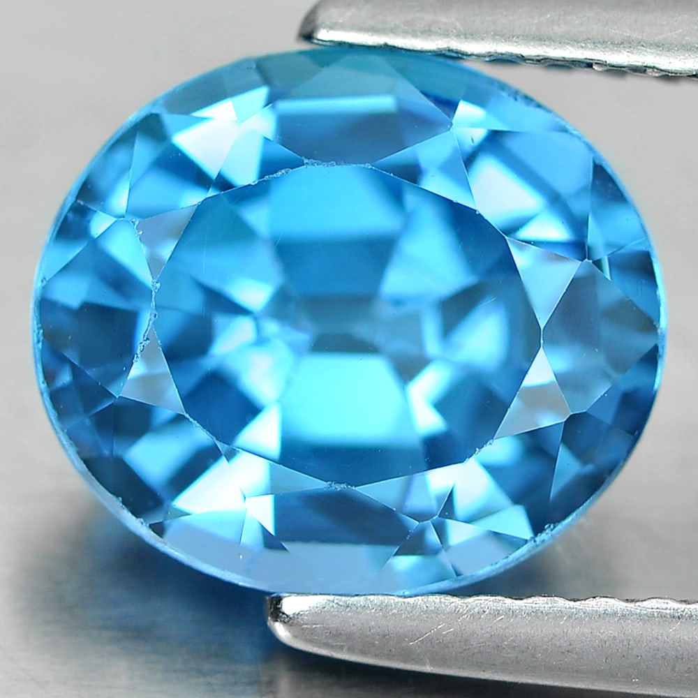 Natural Swiss Blue Topaz 3.08 Ct. Oval Shpae 9.5 x 8.3 Mm Gemstone From Brazil: Product ID: 807167291 Product Name: Natural Blue Topaz Weight: 3.08 CT. Size: 9.5 x 8.3 x 5.2 MM. Shape: Oval Color: Blue Clarity:SI1 Luster: Good Gems Origin: Brazil Treatment: Treated Crystal Struct