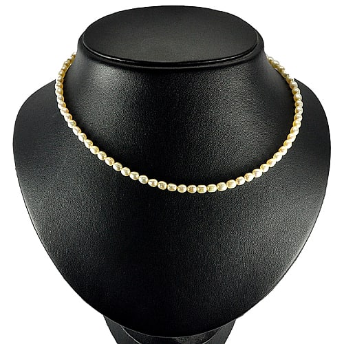 Natural Cream Pink Pearl 47.70 Ct. Beads Strand Length 14 Inch. Gemstone: Product ID: 805206332 Product Name: Natural Pearl Weight: 47.70 CT. Size: Length 14 Inch. 5 x 4 MM. Shape: Fancy Cabochon Color: Cream Pink Clarity:Opaque Luster: Strong Iridescent Gems Origin: China 