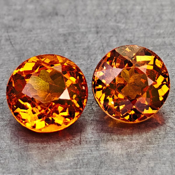 Natural Orange Red Spessartine Garnet 1.78 Ct. 2 Pcs Round Shape 5.3 Mm Gemstones From Tanzania: Product ID: 802936491 Product Name: Natural Spessartine Weight: 1.78 CT. Size: 5.3 x 5.3 x 3.3 MM. Shape: Round Color: Orangish Red Clarity:VSI Luster: Very Good Gems Origin: Tanzania Treatment: Unhea
