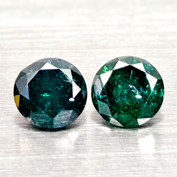Natural Blue Loose Diamond 0.17 Ct. 2 Pcs Round Diamond Cut 2.8 Mm From Belgium: Product ID: 502100381 Product Name: Natural Natural Diamond Weight: 0.17 CT. Size: 2.8 x 2.8 x 1.8 MM. Shape: Round Diamond Cut Color: Blue Clarity:SI1 Luster: Good Gems Origin: Belgium Treatment: Tre