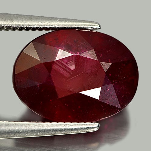 Natural Purplish Red Ruby 5.74 Ct Oval Shape 11.2 x 8.4 Mm. Gemstone From Madagascar (1 of 3)