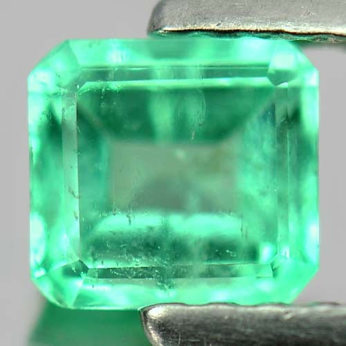 Natural Green Emerald 0.47 Ct. Octagon Shape 4.8 x 4.5 x 3.1 Mm. Gemstone: Product ID: 802401280 Product Name: Natural Emerald Weight: 0.47 CT. Size: 4.8 x 4.5 x 3.1 MM. Shape: Octagon Color: Green Clarity:SI Luster: Good Gems Origin: Columbia Treatment: Unheated Crystal Str