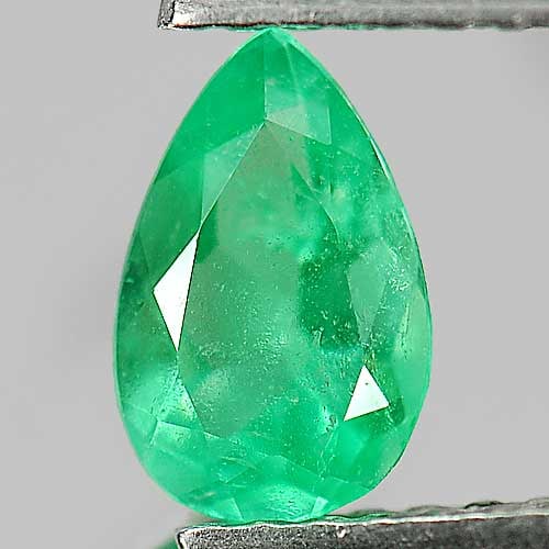 Natural Green Emerald 0.54 Ct. Pear Shape 7.2 x 4.6 Mm. Unheated Gemstone From Columbia (1 of 3)