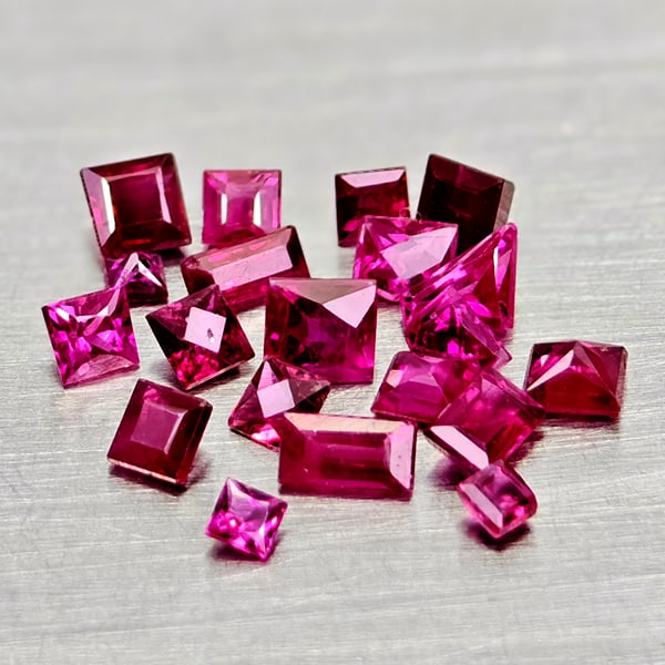Natural Purplish Pink Ruby 1.17 Ct. 20 Pcs Mixed Shape Gemstones From Mozambique: Product ID: 805935223 Product Name: Natural Ruby Weight: 1.17 CT. Size: 2.5 x 2.4 x 1.8 to 1.3 x 1.3 x 1 MM. Shape: Mixed Shape Color: Purplish Pink Clarity:VSI - SI1 Luster: Good Gems Origin: Mozambi