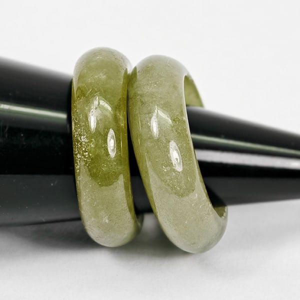 Natural Multi Color Jade 26.06 Ct. 2 Pcs Round Cabochon Rings Size 4.5 Gemstones From Burma: Product ID: 819814662 Product Name: Natural Gemstones Weight: 26.06 CT. Size: 21 x 16 x 5 MM. Shape: Round Cabochon Color: Multi-Color Clarity:Opaque Luster: Good Gems Origin: Burma Treatment: Unheate