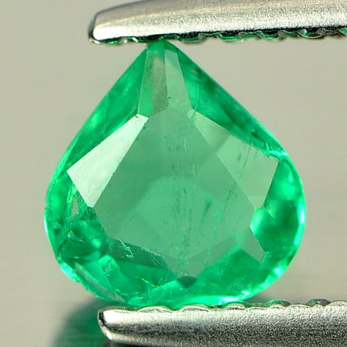 Natural Green Emerald 0.42 Ct. Pear Shape 5.5 x 5.4 Mm. Gemstone From Columbia (1 of 3)